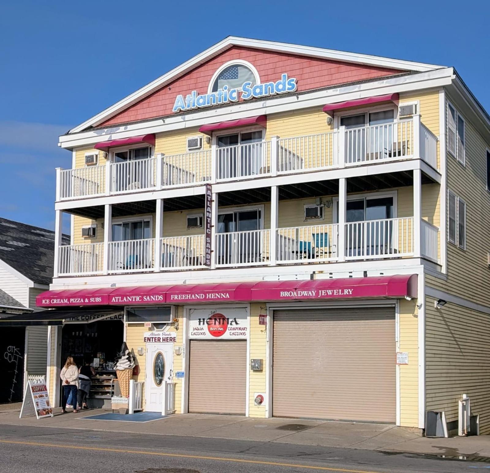 Atlantic Sands ハンプトン エクステリア 写真